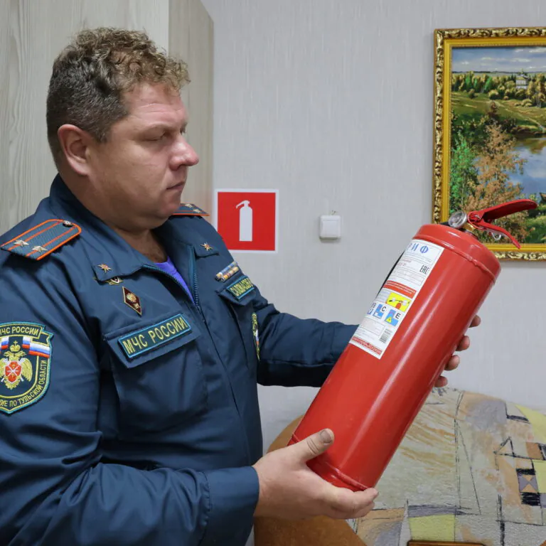 Дом интернат для пожилых «Тульский дедушка». Проверка огнетушителей