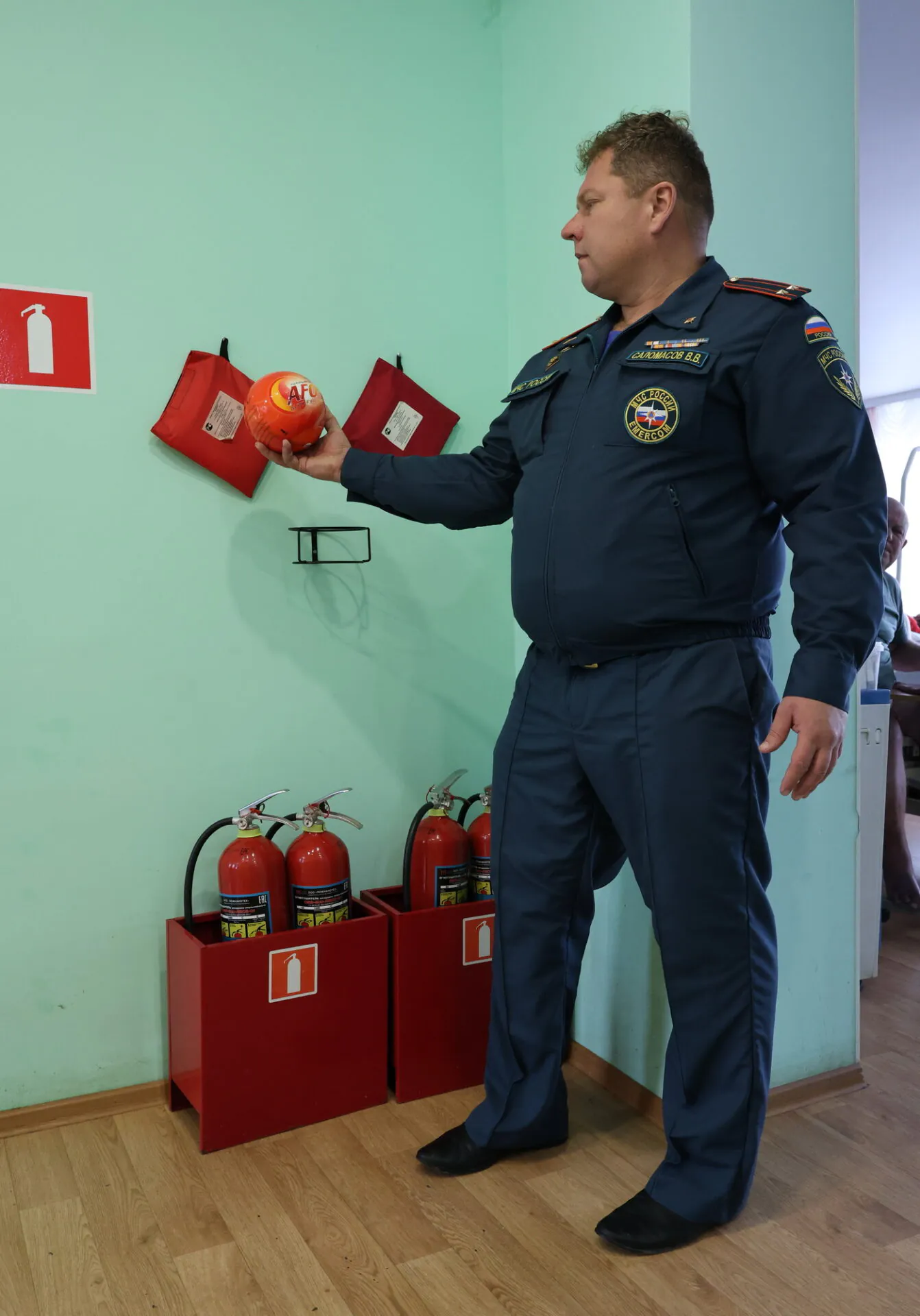Интернат для пожилых «Тульский дедушка». Проверка противопожарной гранаты